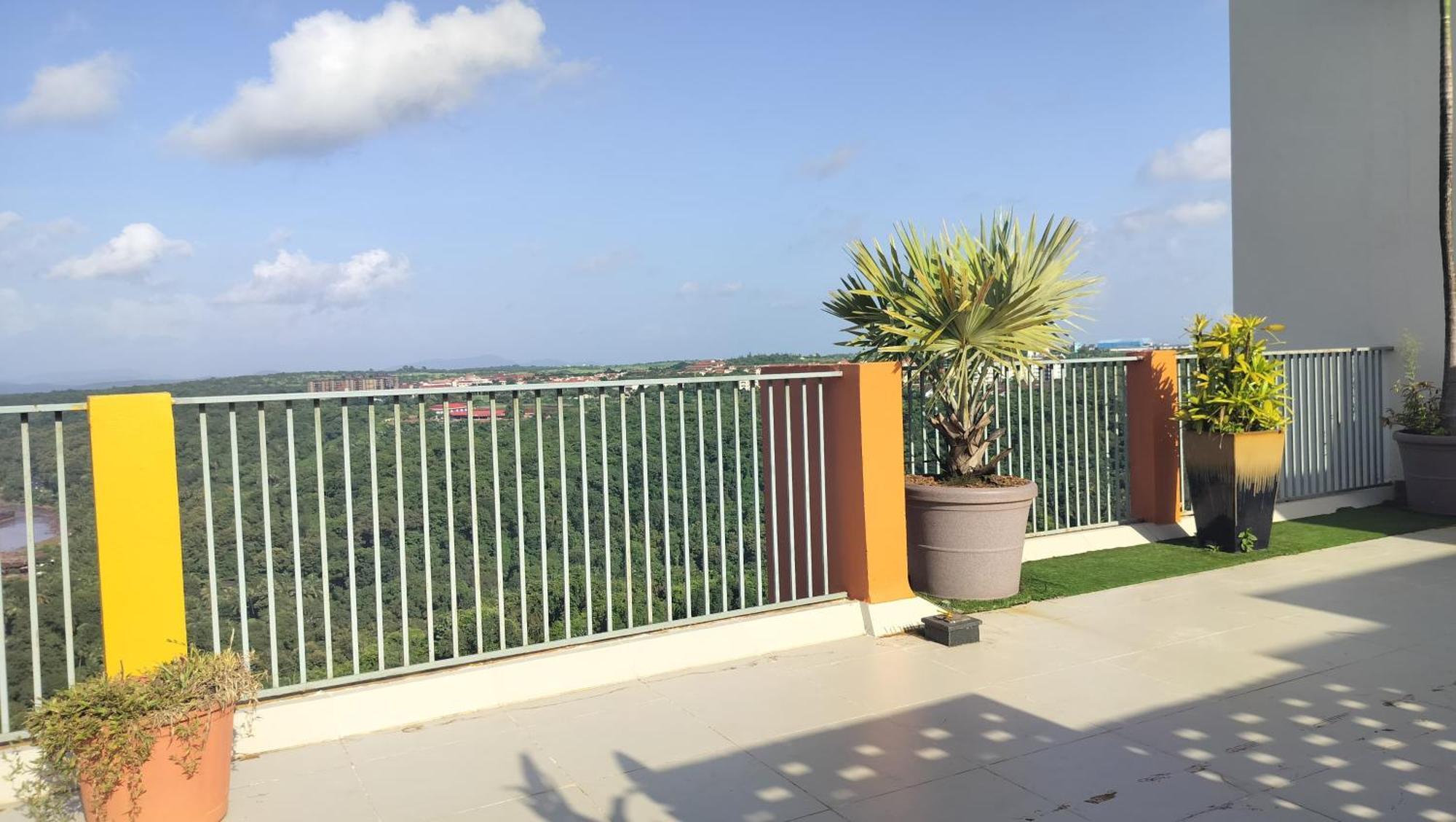 Good Stay 2Bhk Pool Apartment 10 Mins From Dabolim Airport Goa 102 Consua المظهر الخارجي الصورة