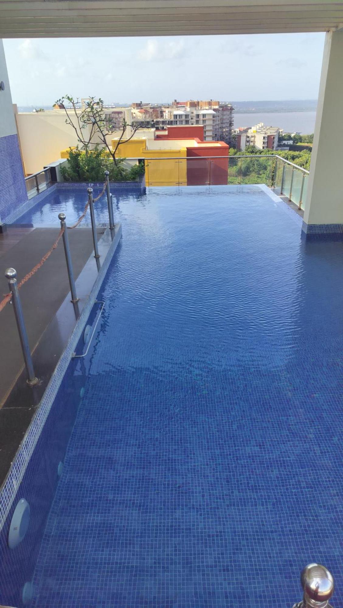 Good Stay 2Bhk Pool Apartment 10 Mins From Dabolim Airport Goa 102 Consua المظهر الخارجي الصورة