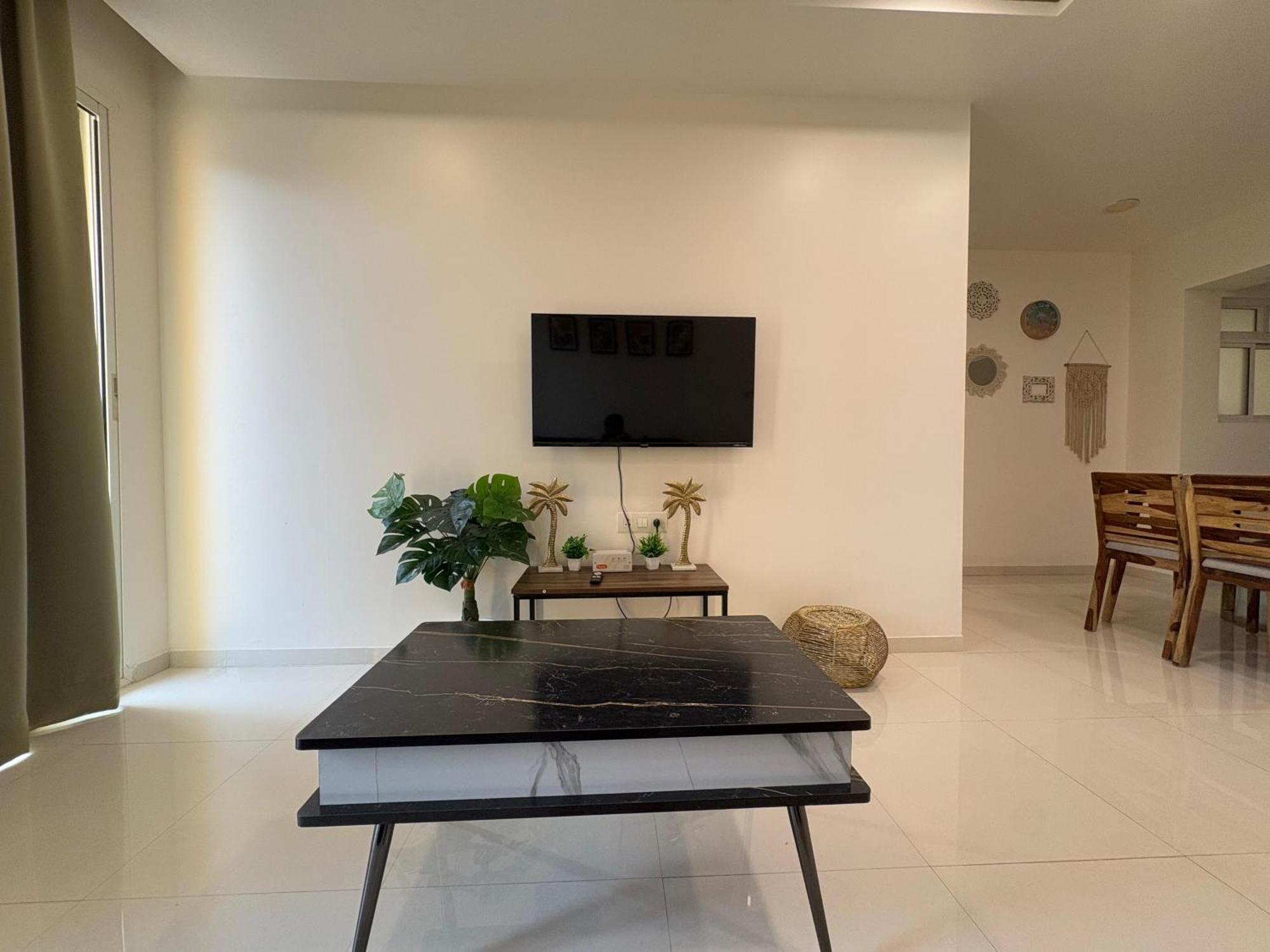 Good Stay 2Bhk Pool Apartment 10 Mins From Dabolim Airport Goa 102 Consua المظهر الخارجي الصورة